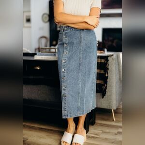 Denim Maxi Skirt Offset Buttons Medium Wash Casual Modest Clean Girl Country M